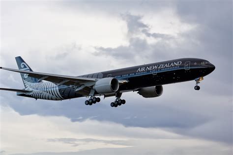 air new zealand 777-300